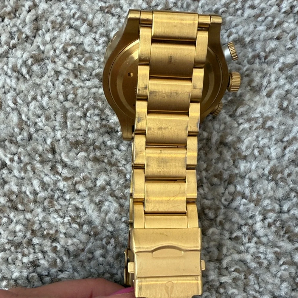 Nixon Mens Gold Watch 48-20 Chrono Stainless Steel Used